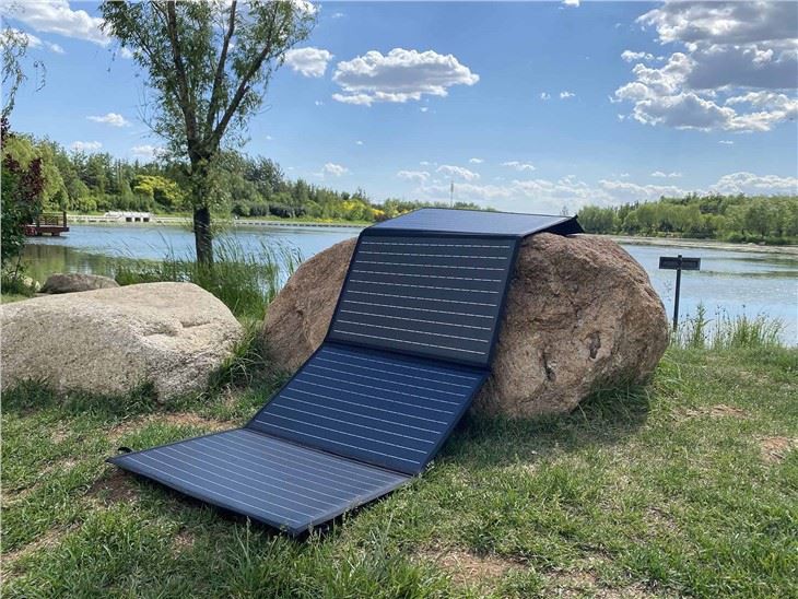 Campament Utilitzeu el panell solar de plegament portàtil
